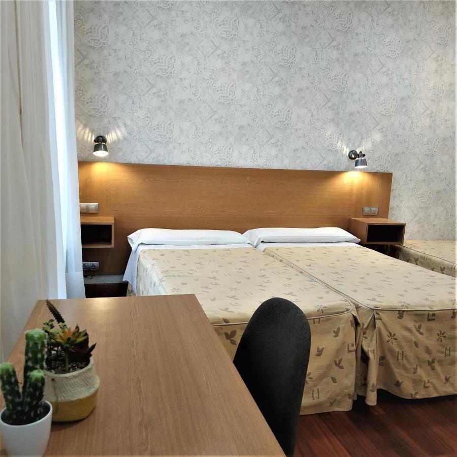 Roquefer Bilbao Central Rooms Екстер'єр фото