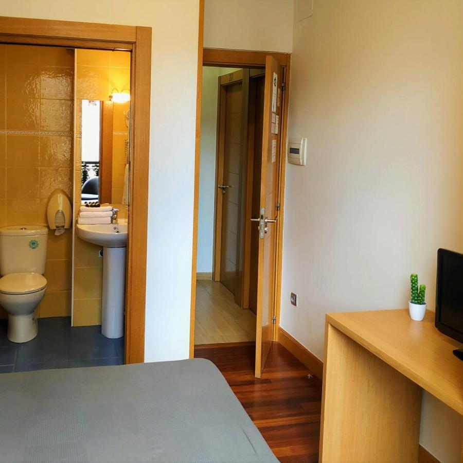 Roquefer Bilbao Central Rooms Екстер'єр фото