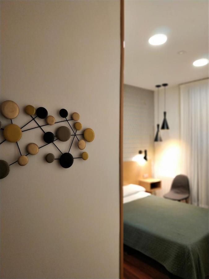 Roquefer Bilbao Central Rooms Екстер'єр фото