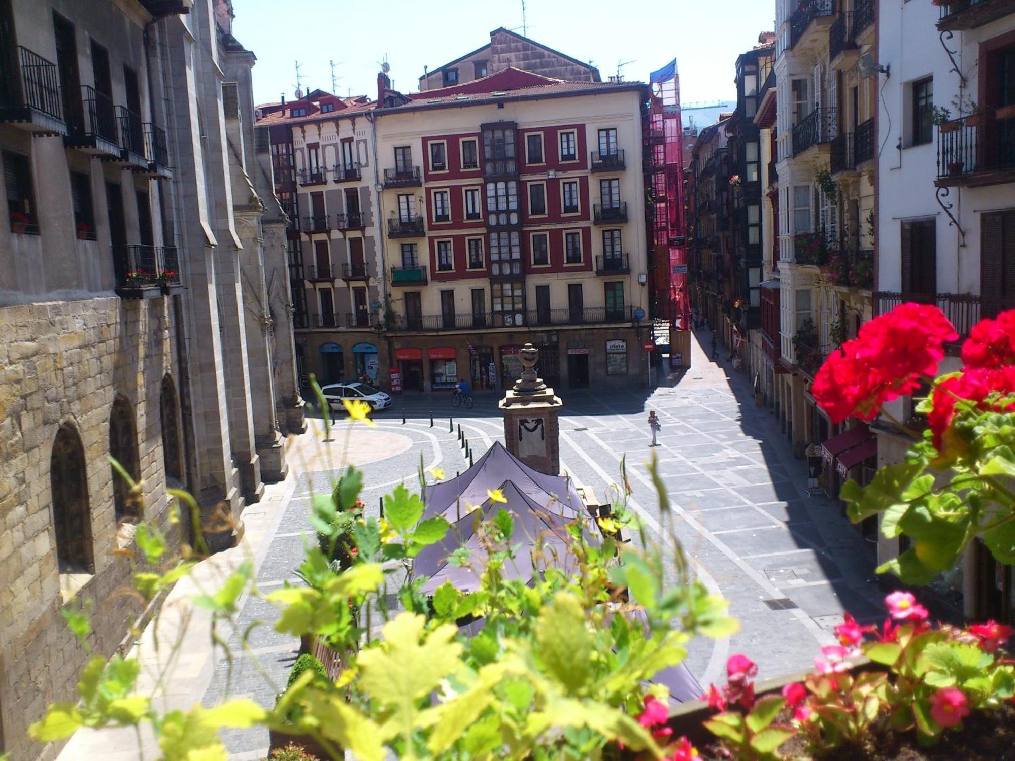 Roquefer Bilbao Central Rooms Екстер'єр фото